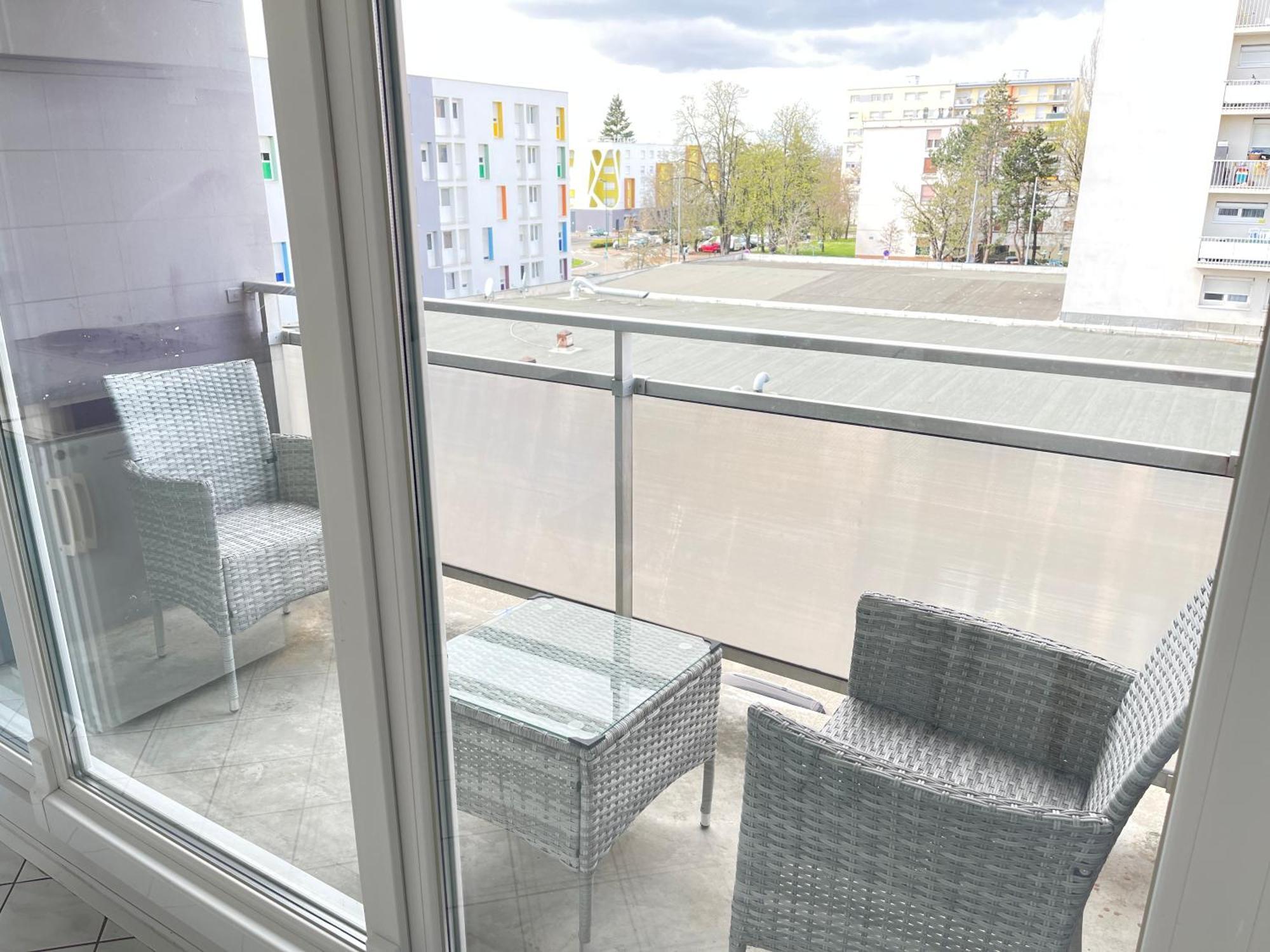 Cool Studio Saint Louis Vicino Stazione/Aereoporto Apartment Bagian luar foto